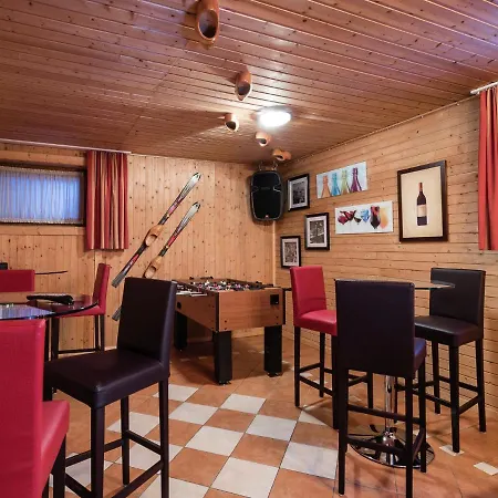 Chalet Lovely Chalet In Saalbach Hinterglemm With Sauna *
